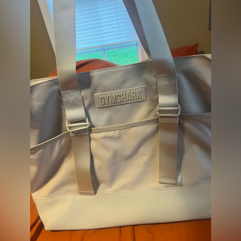 Gymshark Everyday Tote in pebble gray